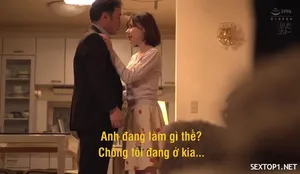 Kính cận ngồi xoa bím